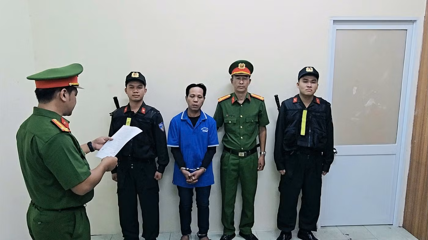 Thạch Kim Thái tại cơ quan điều tra. Ảnh: Công an TPHCM.
