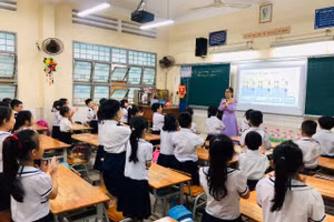 Giờ học của học sinh tiểu học TPHCM.