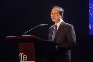 Thứ trưởng Thường trực Bộ GD&ĐT Phạm Ngọc Thưởng phát biểu tại vòng chung kết.