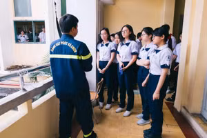 Học sinh Trường THCS-THPT Trần Đại Nghĩa trong một hoạt động tại trường. Ảnh: Minh Anh