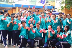 Trường THPT Ten Lơ Man luôn nỗ lực xây dựng môi trường học đường thân thiện.