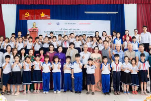 Trong 3 năm qua, có hơn 8.000 học sinh quận Bình Tân được hưởng thụ Dự án.