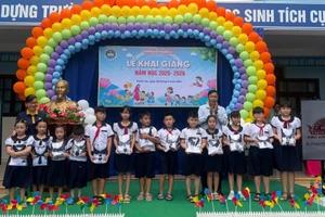 Học sinh Trường Tiểu học Thạnh An (xã Thạnh An, TPHCM) trong ngày khai giảng năm học mới.