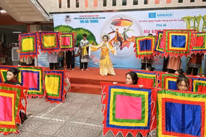 Chương trình tái hiện những trang sử hào hùng của dân tộc.