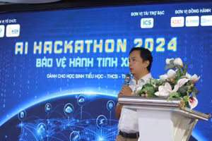 Ông Nguyễn Việt Trung, phó tổng giám đốc KDI Education phát biểu tại buổi lễ.