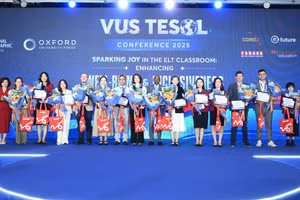 Các diễn giả tham gia Hội nghị giảng dạy tiếng Anh VUS TESOL 2025.