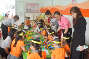 Hoạt động trải nghiệm của trẻ Trường mầm non Tân Phong (TPHCM).