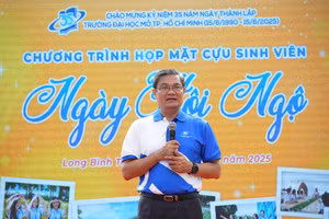 GS.TS Nguyễn Minh Hà phát biểu tại "Ngày hội ngộ".