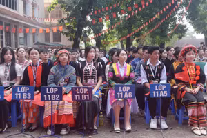 Học sinh Trường Phổ thông Vùng cao Việt Bắc trong ngày khai giảng năm học 2025-2026.