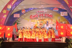 Phần thi của đội đến từ Trường THPT Phú Nhuận.