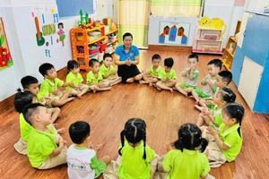 Tiết học của trẻ Mầm non TPHCM.