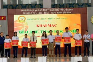 Trường THPT Nam Sài Gòn tổ chức khai mạc hội thao học sinh năm học 2025 - 2026.