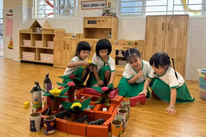 Tiết học của trẻ Trường mầm non Nam Sài Gòn (TPHCM).