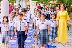 Học sinh Trường Tiểu học Bình Lợi trong ngày khai giảng năm học mới 2025-2026.