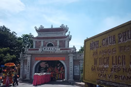 Lễ hội làng Phúc Xá - Bắc Biên diễn ra vào đầu tháng 6 âm lịch hàng năm.