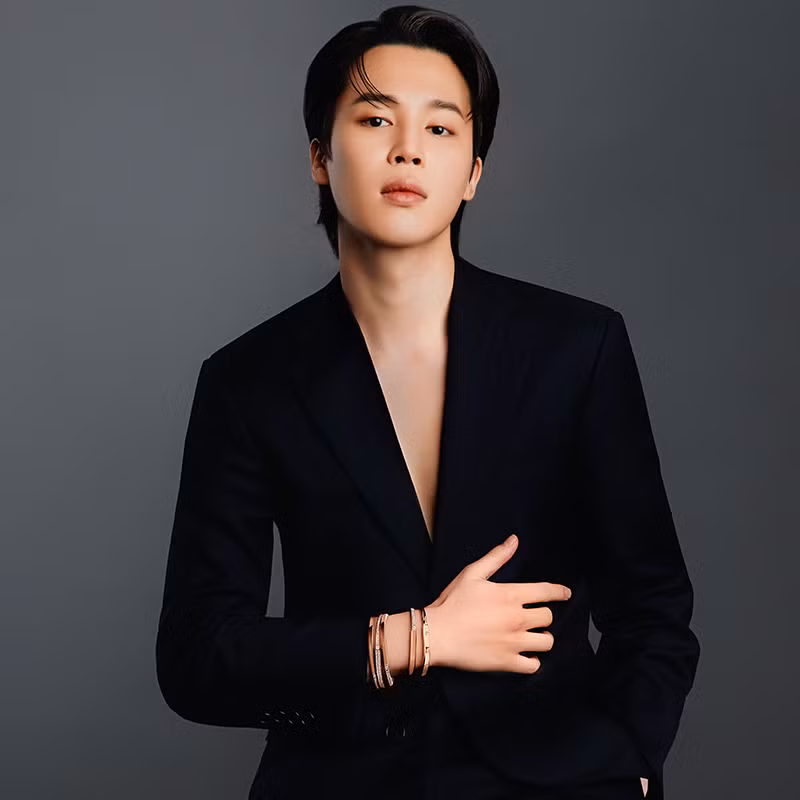 <strong> 4. Jimin (BTS): </strong>Vũ công chính và giọng ca chính của BTS là nam thần tượng K-Pop được tìm kiếm nhiều thứ 4 trên Google tại Hàn Quốc vào năm 2023. Nam thần tượng K-pop nào được tìm kiếm nhiều nhất Google năm 2023?