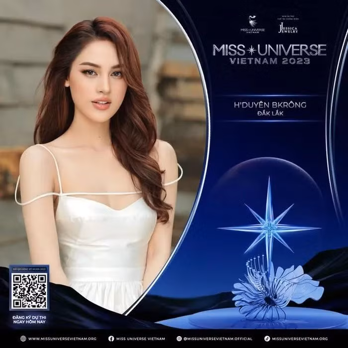 Vừa qua, trang chủ của cuộc thi Miss Universe Vietnam 2023 đăng tải hình ảnh của một vài ứng viên nặng ký, trong đó có hot girl người Ê Đê tên H'Duyên Bkrông. Cô gái Ê Đê cực xinh tại Miss Universe Vietnam 2023 khiến cõi mạng 'nổi sóng'