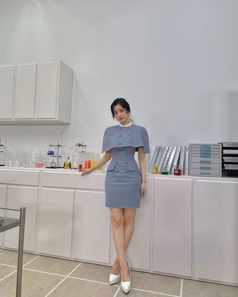 Dahyun (TWICE) nổi tiếng với thân hình đồng hồ cát, đây là điều mà nhiều người mơ ước có được. 10 mỹ nhân xứ Hàn gây sốt vì tỷ lệ cơ thể đẹp đến khó tin