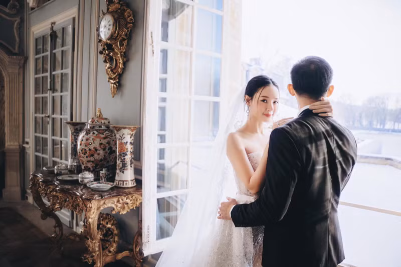 Midu tung trọn bộ ảnh cưới đẹp như cổ tích