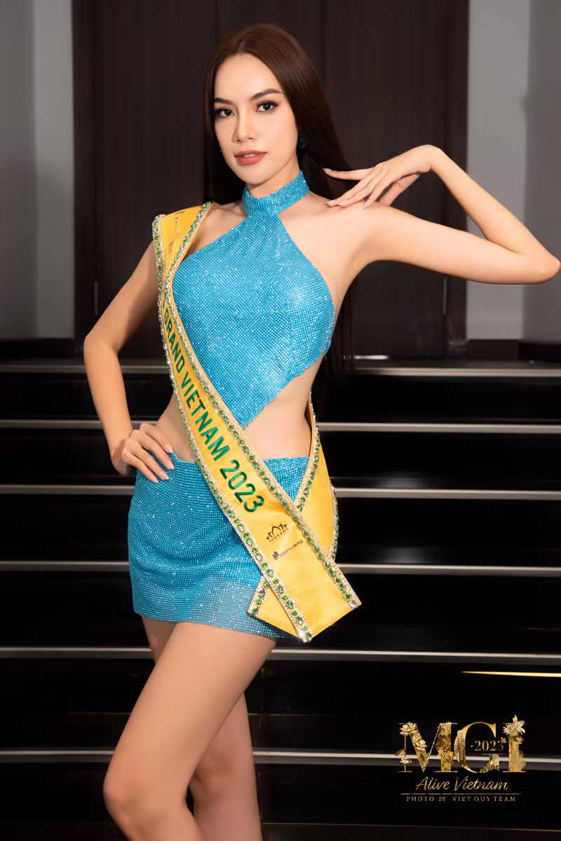 Không chỉ khả năng giao tiếp mà kỹ năng catwalk và phong cách thời trang của nàng hậu Kiến trúc sư cũng được đánh giá cao tại cuộc thi. Lê Hoàng Phương được đối thủ khen hết lời tại Miss Grand International 2023