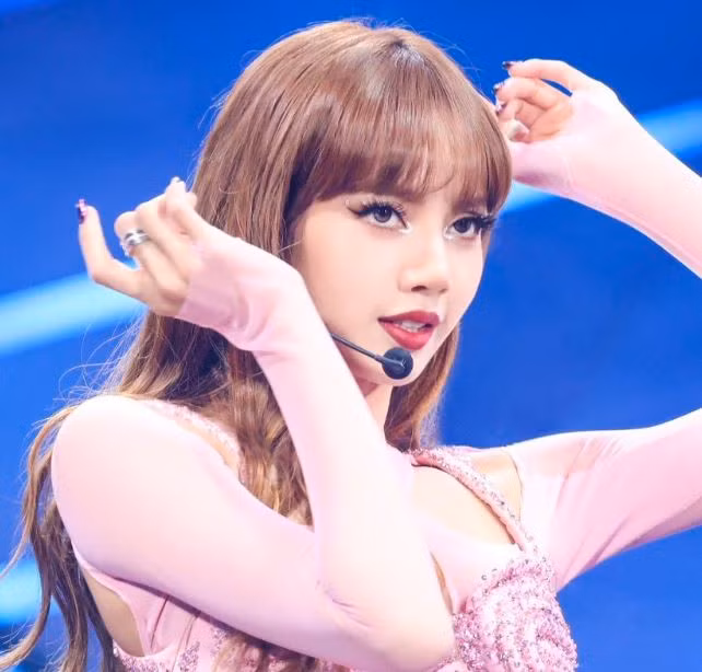 Bất ngờ danh tính nữ nghệ sĩ solo K-pop đầu tiên đạt 8 kỷ lục Guinness