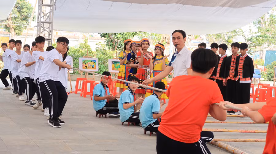 Một hoạt động trong giờ chuyên đề môn Nghệ thuật.