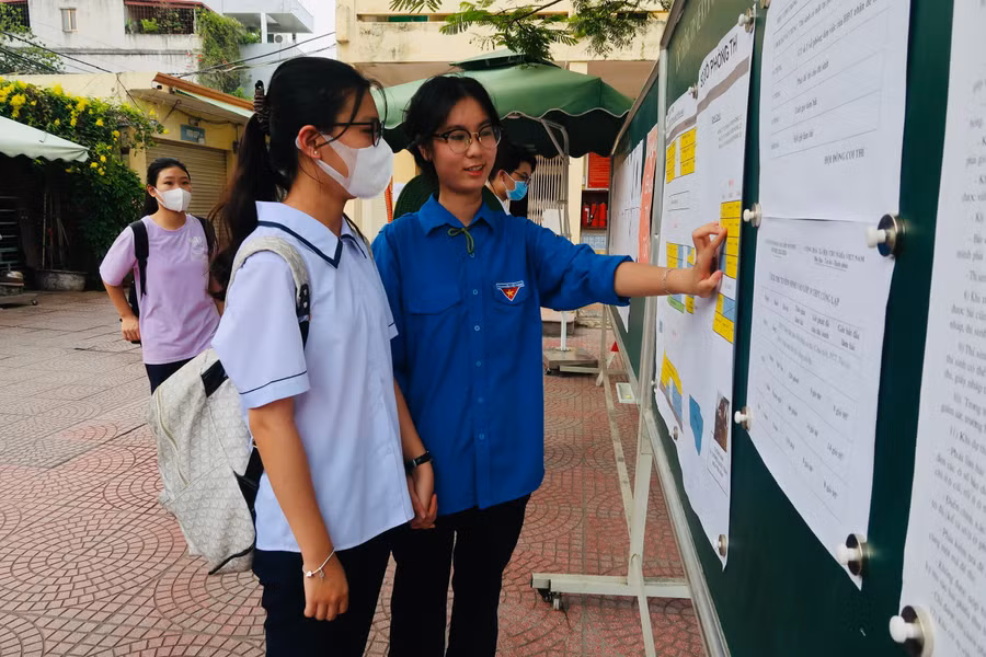 Thí sinh dự thi vào lớp 10 năm học 2025-2026 (Ảnh ND).