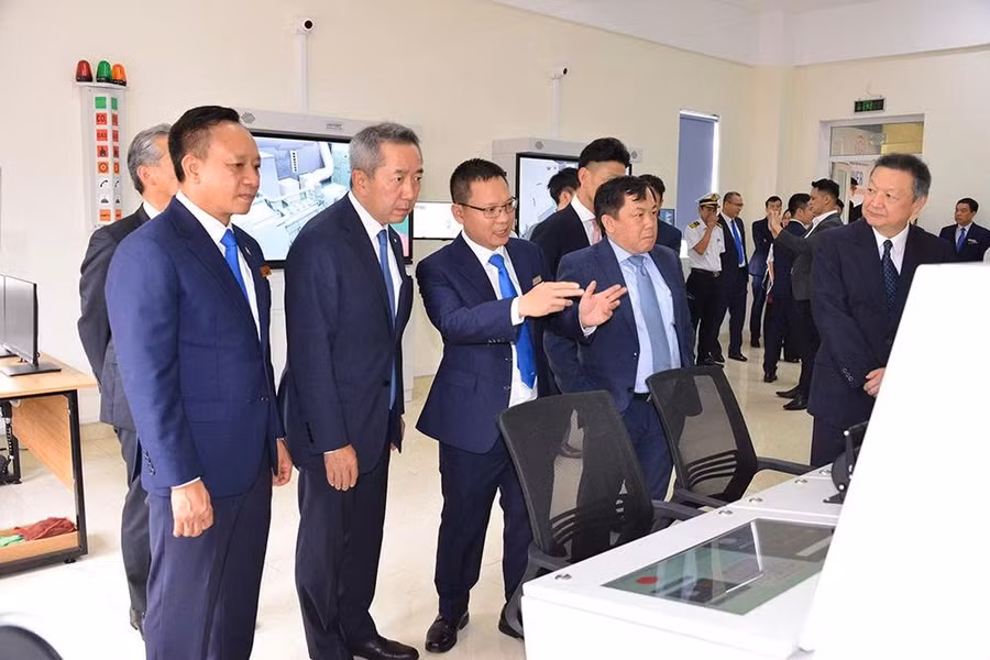 Trường Đại học Hàng hải Việt Nam phối hợp với Công ty NS United Kaiun Kaisha, Ltd. tổ chức lễ bàn giao Hệ thống mô phỏng buồng máy.