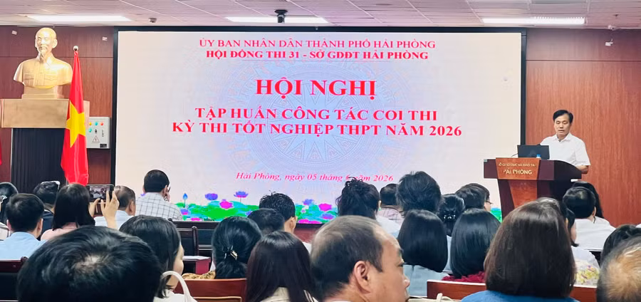 Lãnh đạo phòng Quản lý chất lượng triển khai các nhiệm vụ của Kỳ thi.