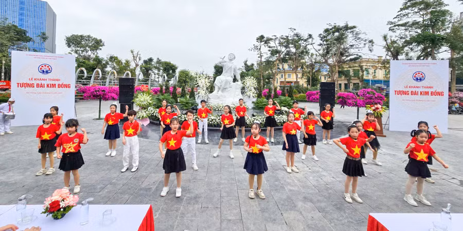 tuong-dai-kim-dong1.jpg