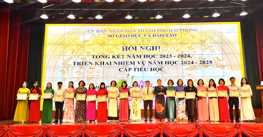 tieu-hoc.jpg