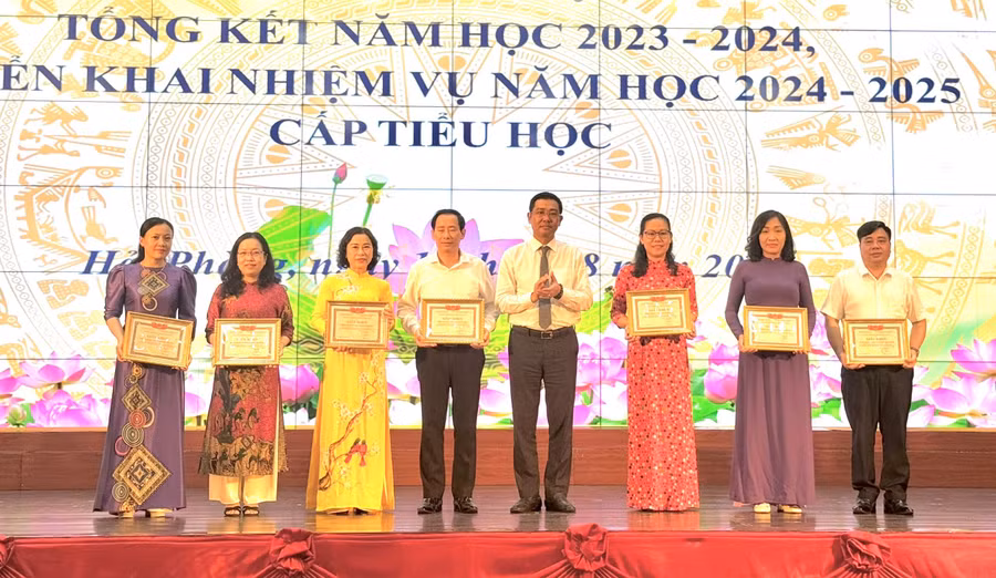 tieu-hoc1.jpg