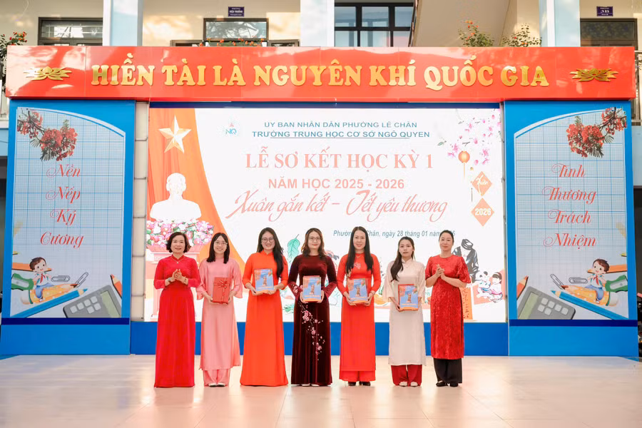 thcs-ngo-quyen.jpg
