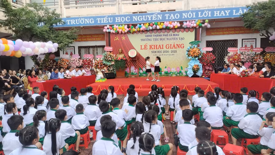 khai giang 1.jpg