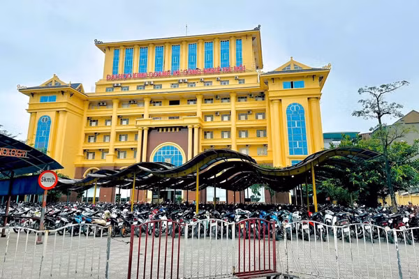 Trường Đại học Kinh doanh và Công nghệ Hà Nội công bố điểm chuẩn