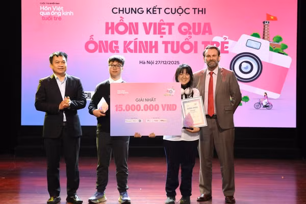 Chung kết cuộc thi “Hồn Việt qua ống kính tuổi trẻ” 2025.