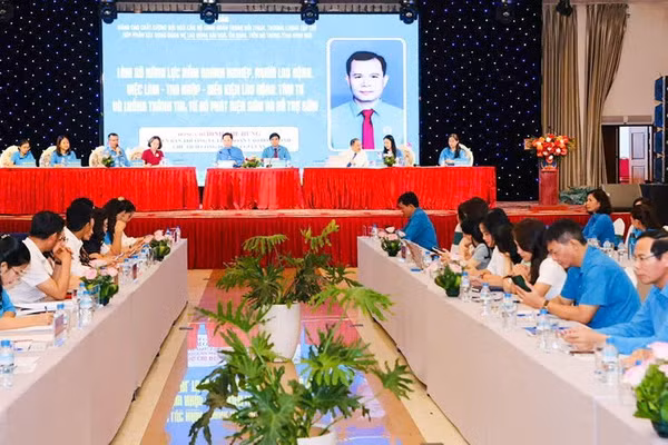 Toàn cảnh Tọa đàm.