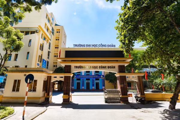 Trường ĐH Công đoàn thông báo lịch đánh giá Chuẩn đầu ra Ngoại ngữ và Tin học