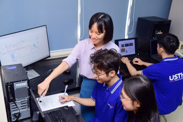 Giờ học của sinh viên Trường Đại học Khoa học và Công nghệ Hà Nội.