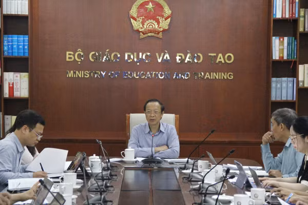 Tổ chức Lễ tuyên dương nhà giáo tiêu biểu theo hướng thực chất