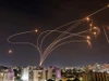 ‘Vòm sắt’ của Israel bị đánh sập bởi 100 quả rocket
