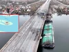 Nga đánh sập cầu vượt, từ từ phẫu thuật đảo Cách ly
