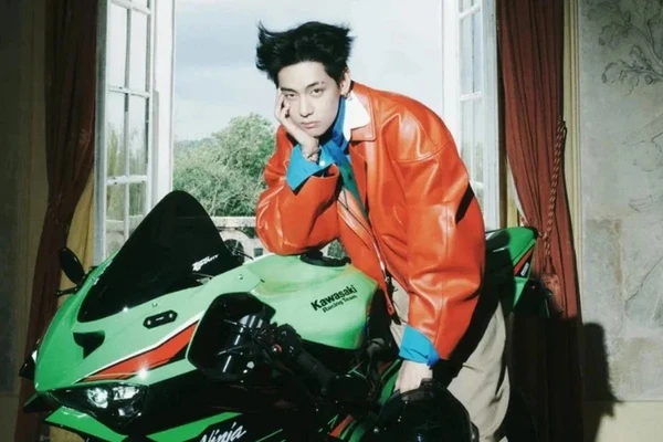 V (BTS) trở thành người nhanh nhất thế giới, lập kỷ lục ấn tượng trên Instagram 