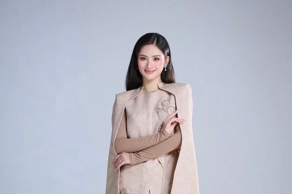 Ý Nhi tự tin đọ sắc Hoa hậu Thái Lan, chi tiết đặc biệt gây chú ý