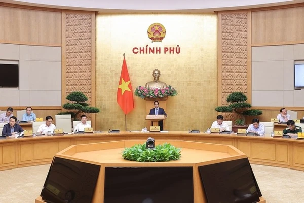 Thủ tướng chủ trì phiên họp Chính phủ về chính quyền địa phương 2 cấp - Ảnh: VGP/Nhật Bắc