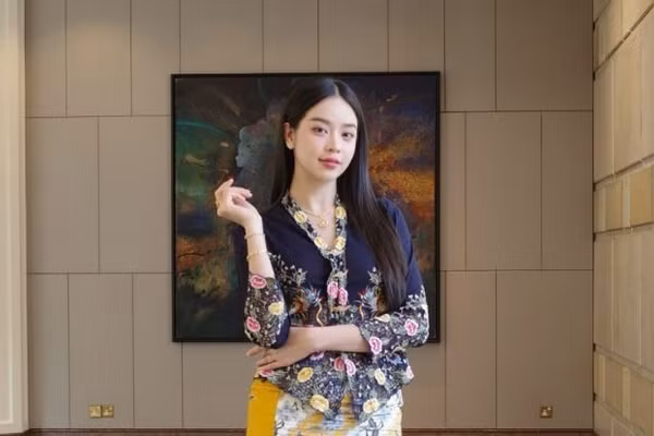 Hoa hậu Thanh Thủy 'hút' mọi ánh nhìn khi làm Giám khảo Miss International Malaysia 2025