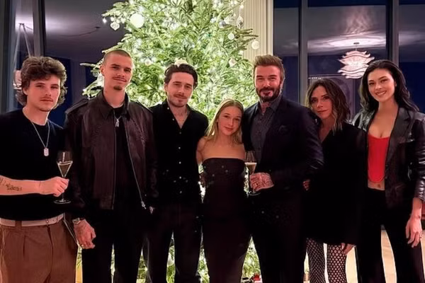 Brooklyn chính thức tố vợ chồng David Beckham phá hoại hôn nhân