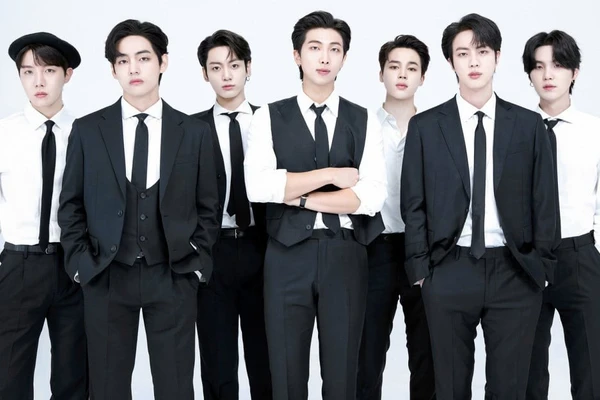 BTS thống trị tuần lễ thời trang, tạo ra giá trị truyền thông hơn 39 triệu USD
