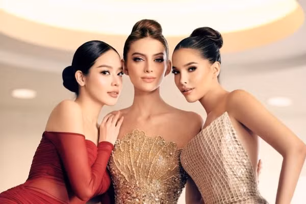 Bùng nổ nhan sắc, Thanh Thủy tự tin 'cân đẹp' loạt Hoa hậu Quốc tế