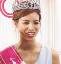 Những hoa hậu nổi tiếng vì… xấu! ảnh 2